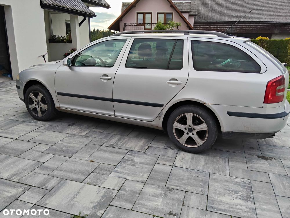 Skoda Octavia - 2