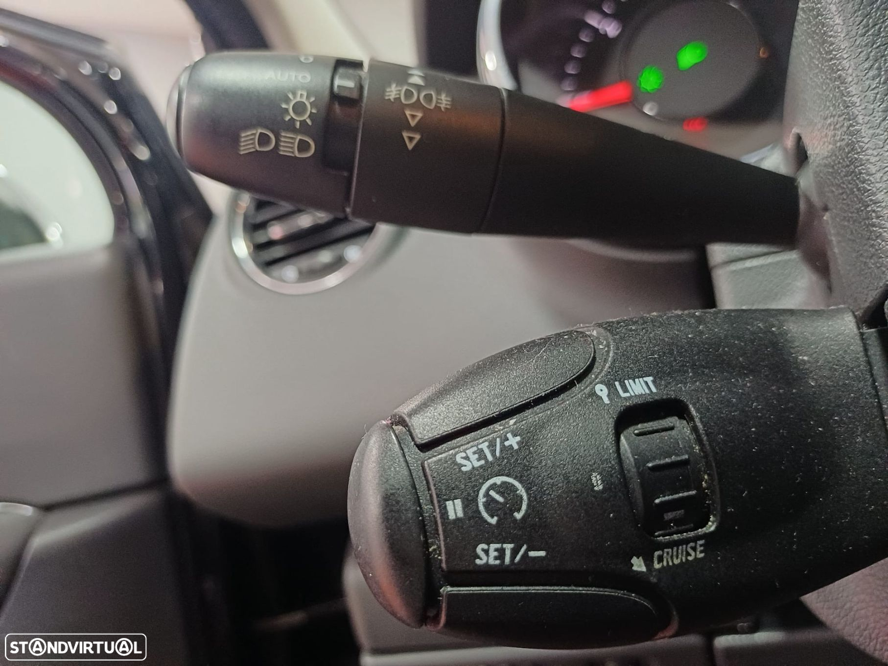 Peugeot 3008 1.6 HDi Allure - 14