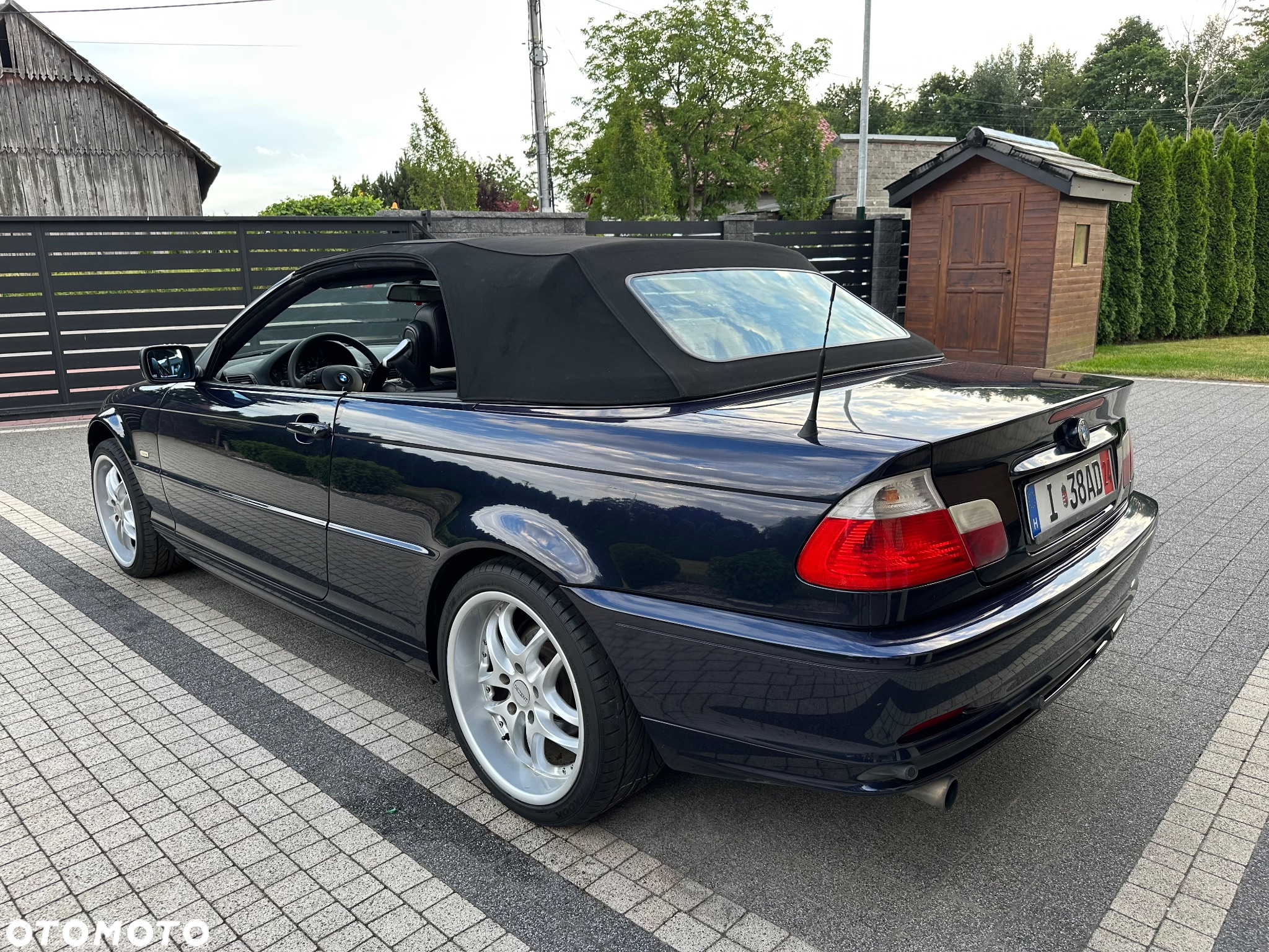 BMW Seria 3 318i Cabrio - 25