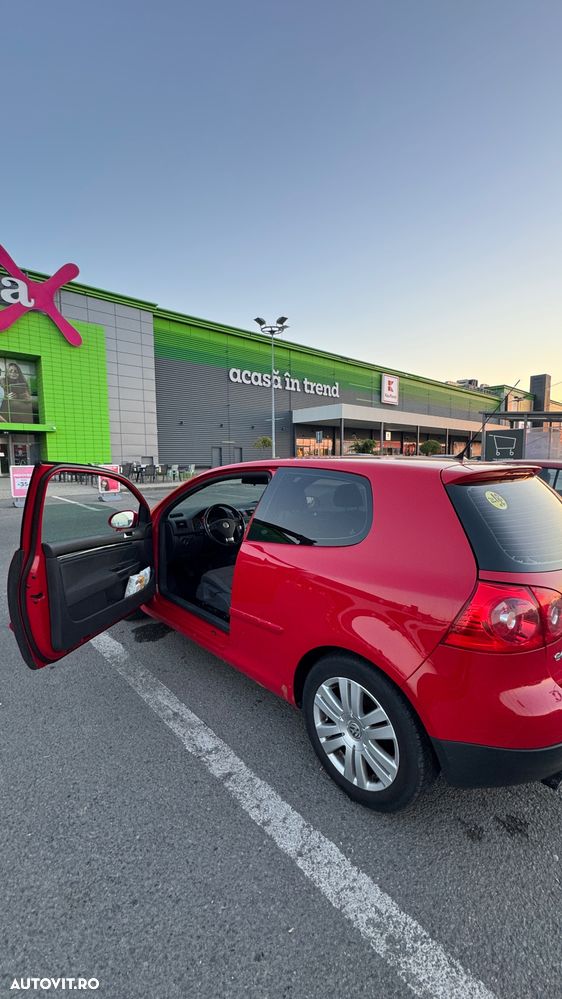 Volkswagen Golf 2.0 TDI DPF GT Sport - 7