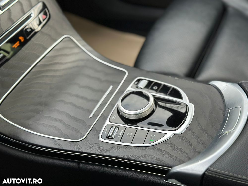 Mercedes-Benz C - 18