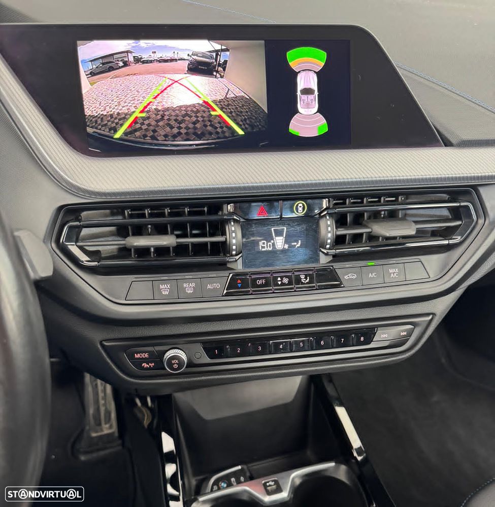 BMW 116 d Pack Desportivo M - 15