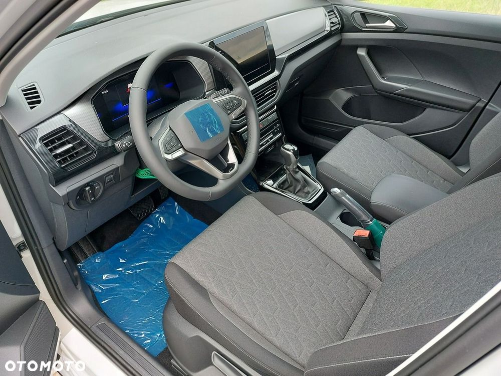 Volkswagen T-Cross - 10