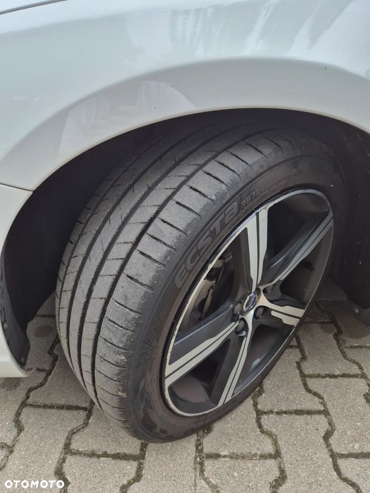 Volvo V60 D4 Drive-E R-Design Momentum - 19
