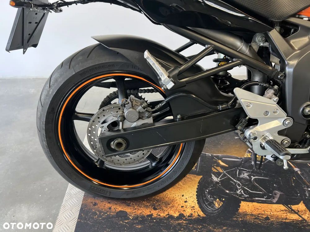 Yamaha FZ6 - 28