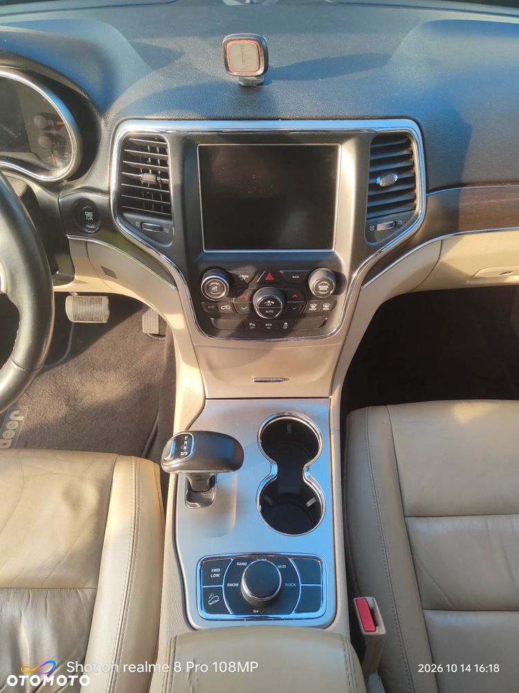 Jeep Grand Cherokee - 9