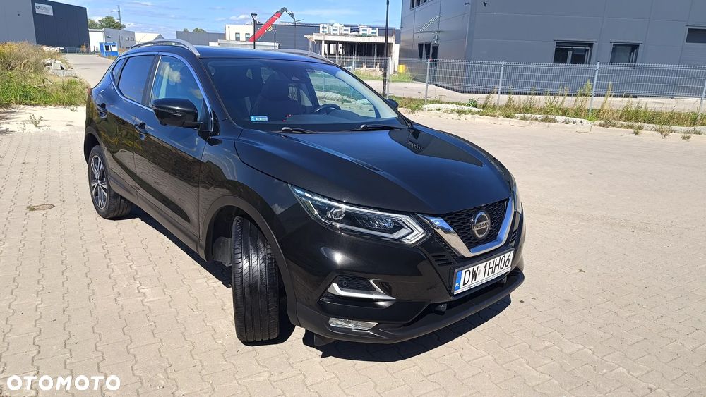 Nissan Qashqai 1.3 DIG-T N-Connecta - 1