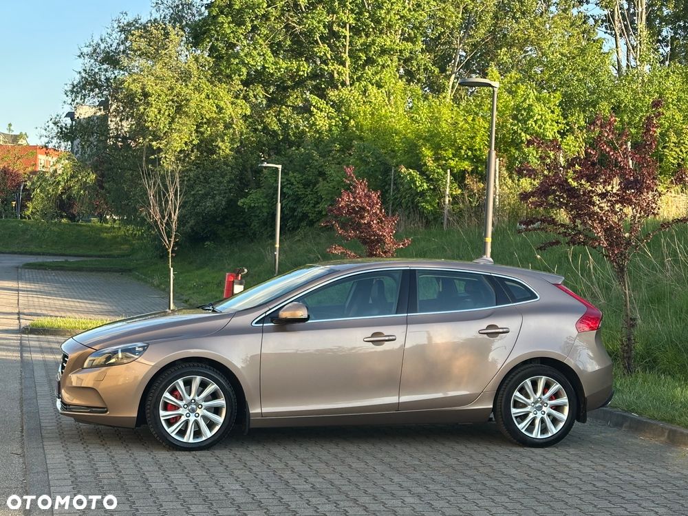 Volvo V40 D4 Inscription - 6
