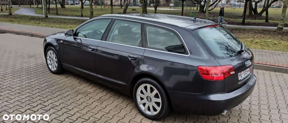 Audi A6 - 6