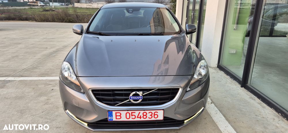 Volvo V40 D4 VEA Momentum - 11