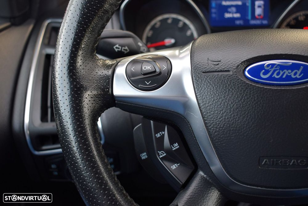 Ford Focus SW 2.0 EcoBoost ST - 20