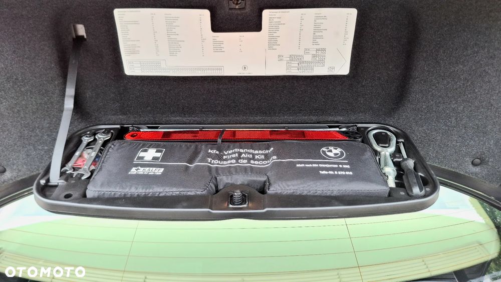 BMW Seria 5 530i - 25
