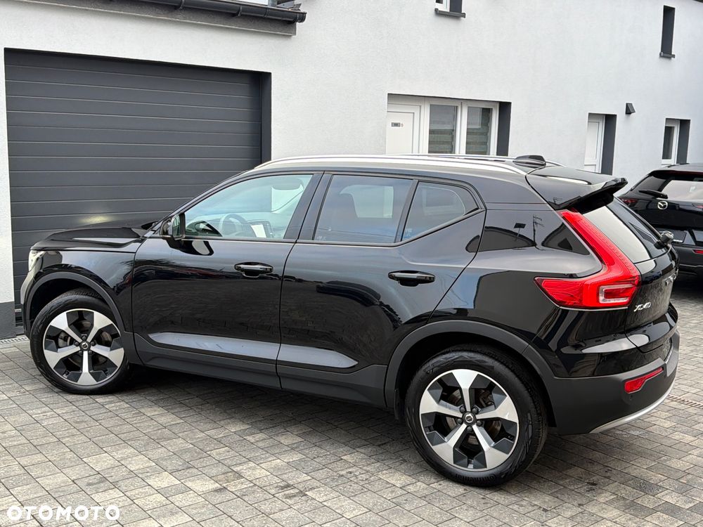 Volvo XC 40 B3 B DKG Plus Bright - 19