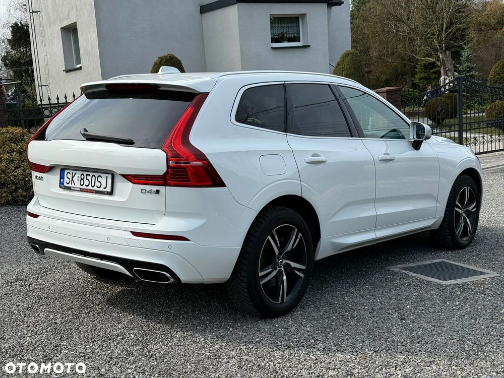 Volvo XC 60 D4 AWD R-Design - 9