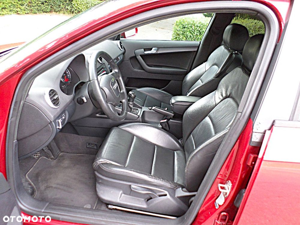 Audi A3 Sportback 2.0 TDI DPF S line Sportpaket - 7