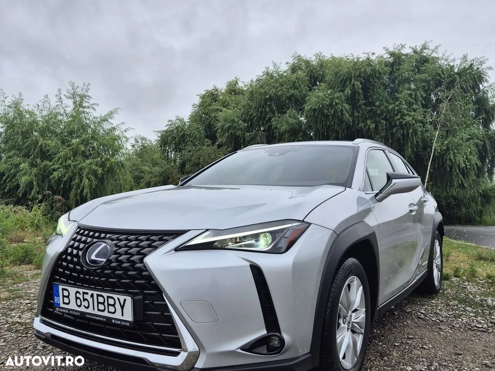 Lexus UX 250h 2.0L HEV 20H- (178 HP) 4X2 CVT Business - 1