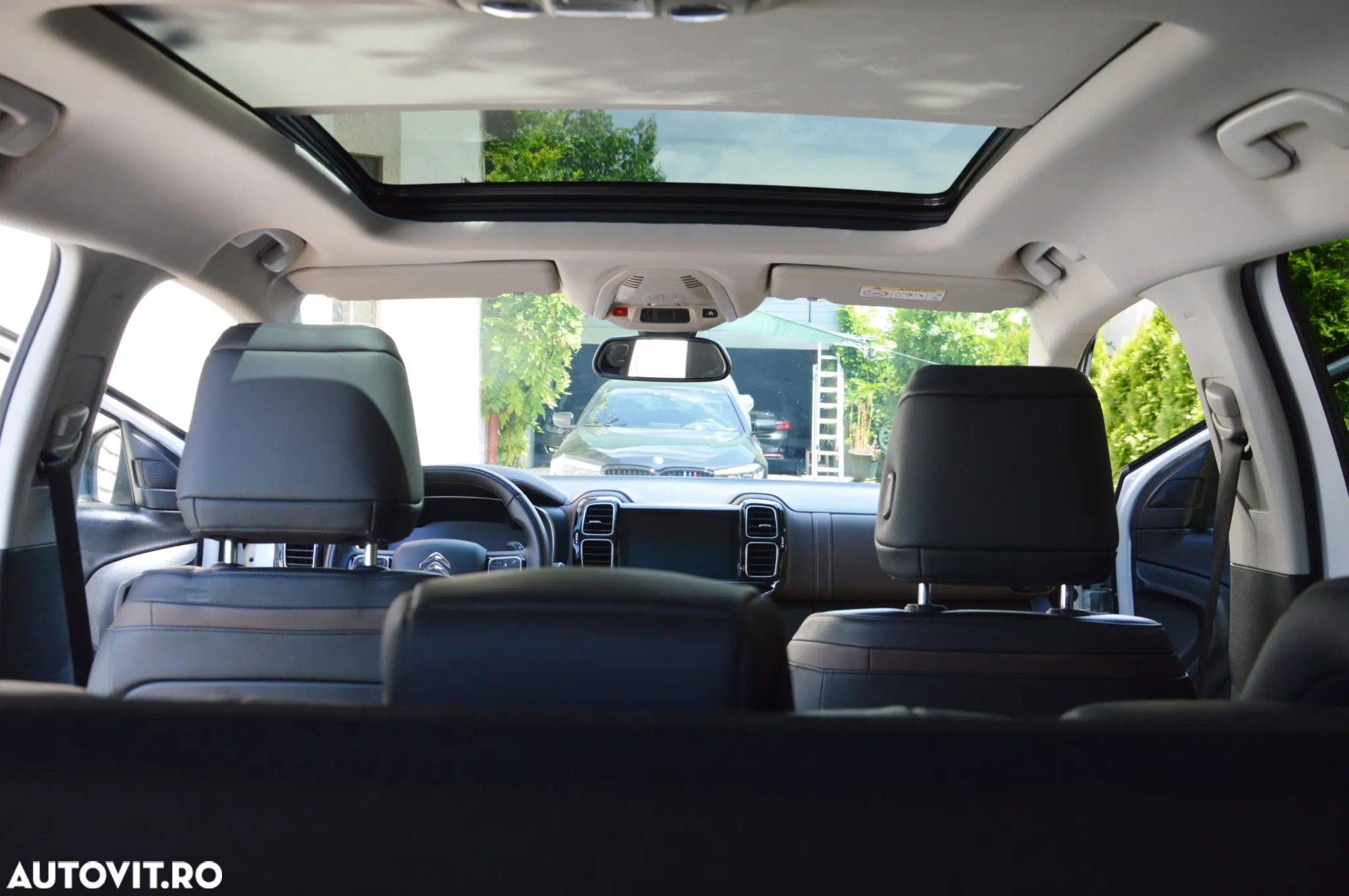 Citroën C5 Aircross 1.6 PureTech S&S EAT8 Shine - 11