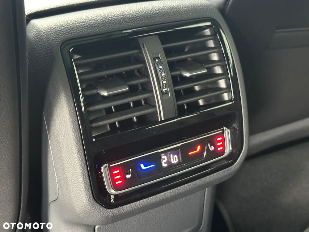 Volkswagen Arteon 2.0 TDI SCR 4Motion DSG R-Line - 20