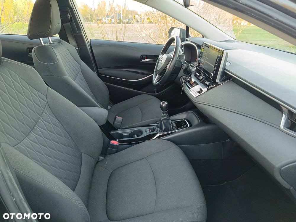 Toyota Corolla 1.6 Comfort - 30