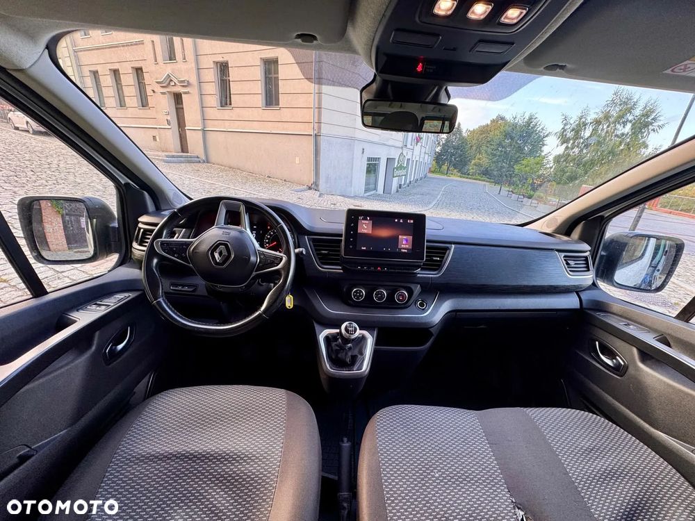 Renault Trafic - 14