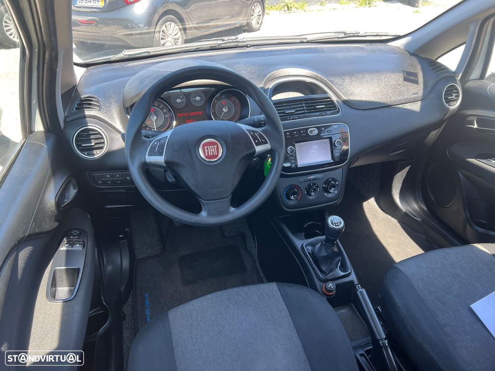 Fiat Punto 1.3 M-Jet Lounge S&S - 16
