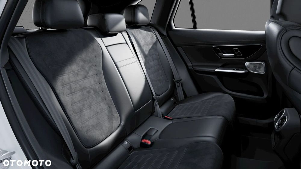 Mercedes-Benz GLC - 17