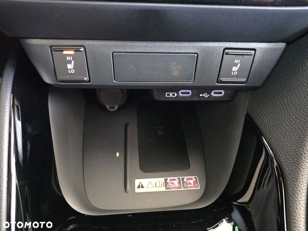 Toyota Yaris Hybrid 1.5 Style - 33