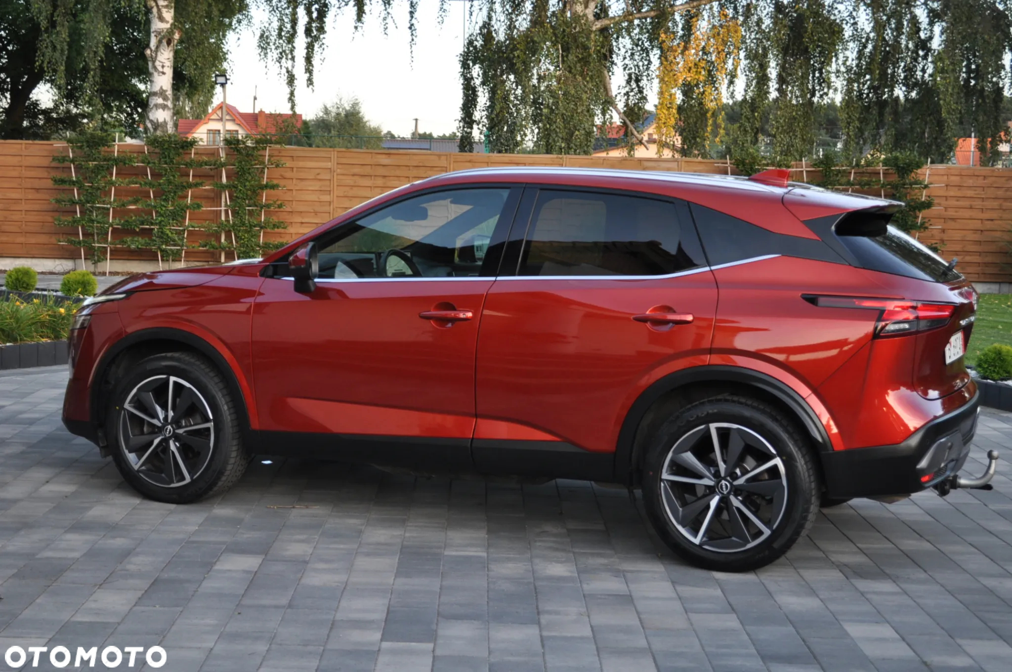 Nissan Qashqai 1.3 DIG-T MHEV Xtronic Tekna+ - 4