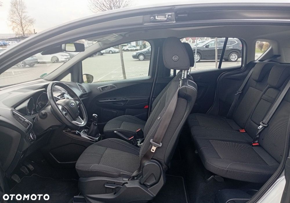 Ford B-MAX - 12