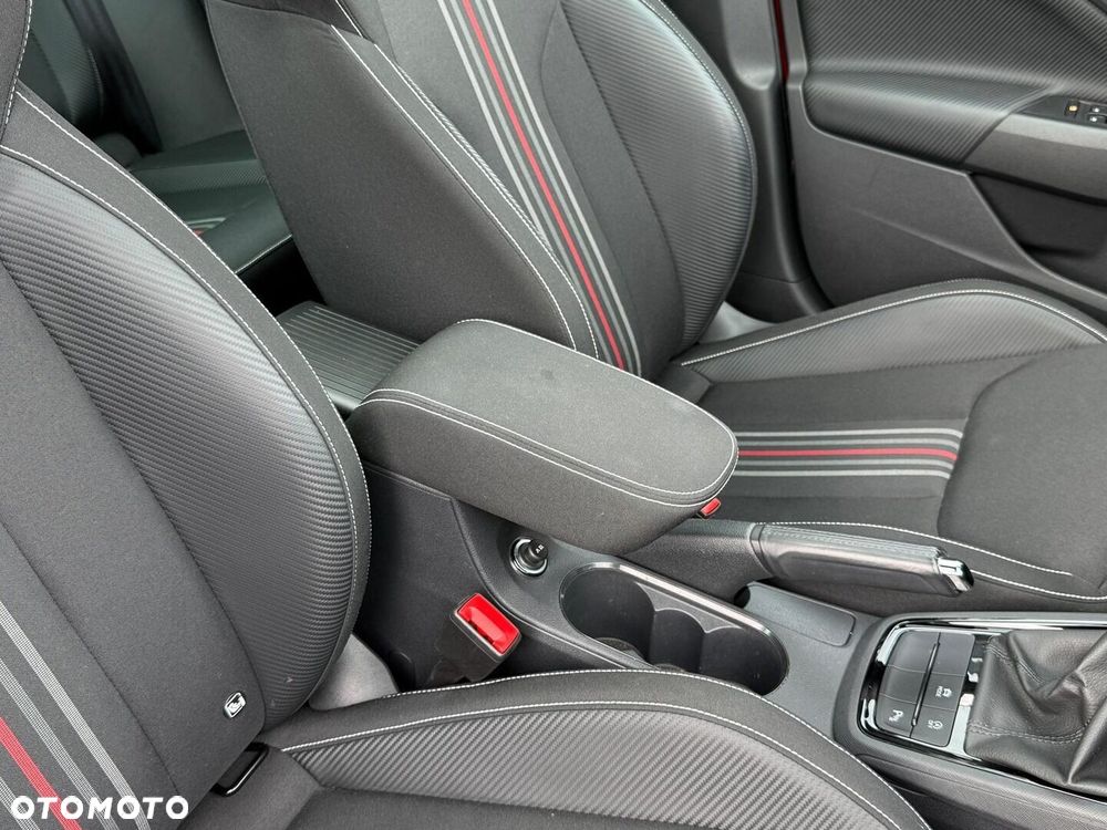 Skoda Kamiq 1.0 TSI Monte Carlo DSG - 31