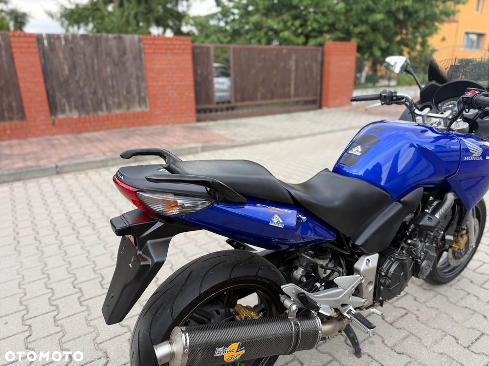Honda CBF - 10