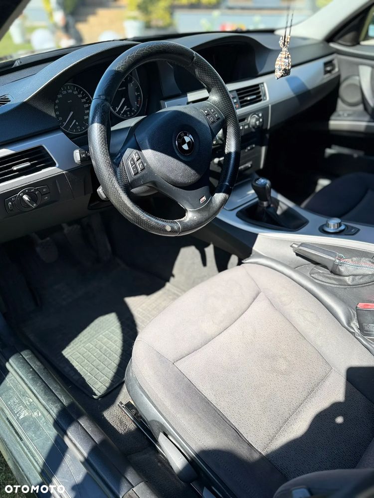 BMW Seria 3 320i - 4