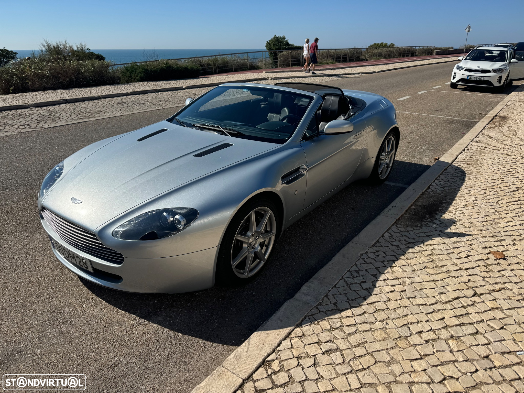 Aston Martin Vantage Roadster - 25