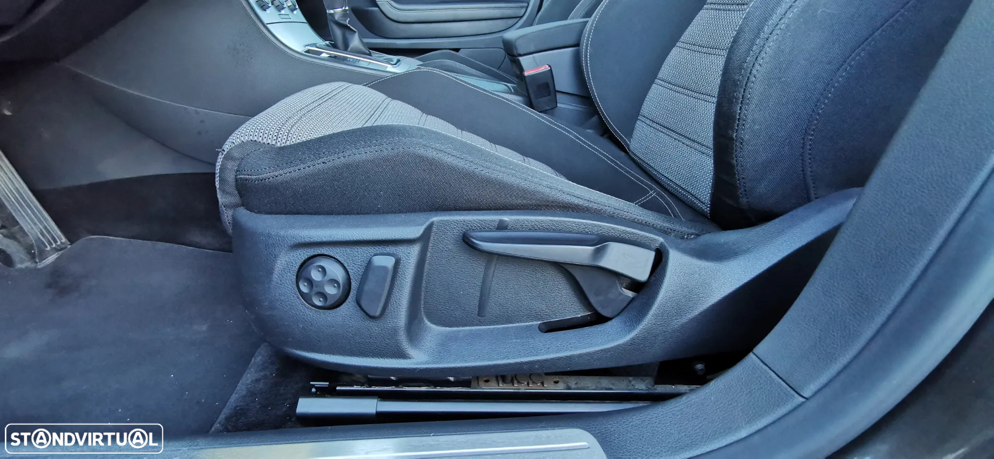 VW CC 2.0 TDI BlueMotion - 19
