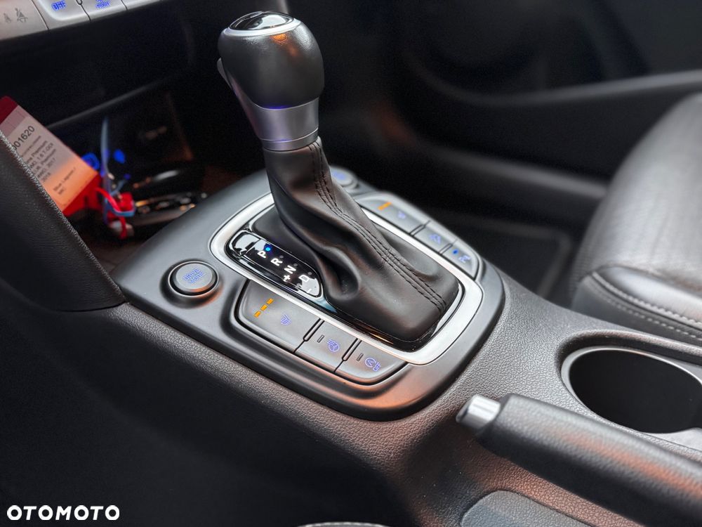 Hyundai Kona 1.6 T-GDI DCT 4WD Premium - 16