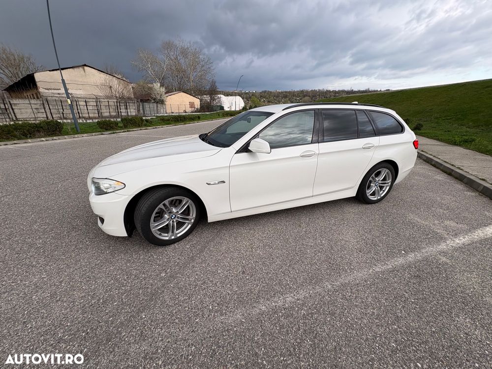 BMW Seria 5 520d Luxury Line - 4
