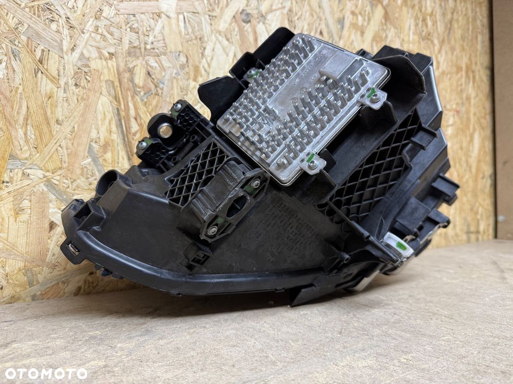 LAMPA PRAWA FULL LED GOLD BMW 2 G42 5A03E38 - 4