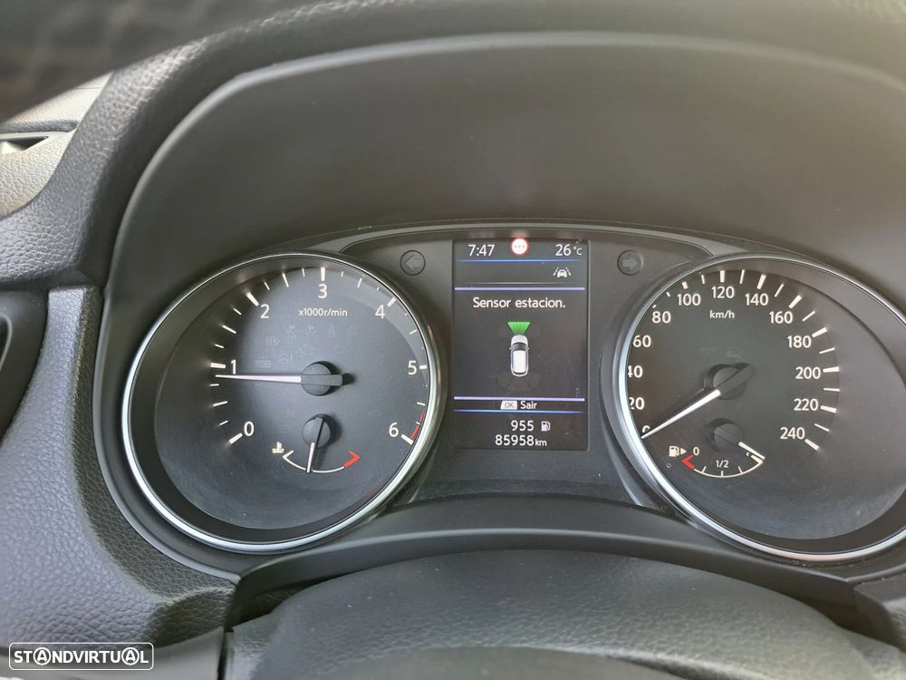 Nissan Qashqai 1.5 dCi N-Connecta J18 - 35