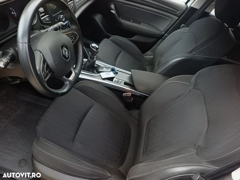 Renault Megane TCe GPF Limited - 6