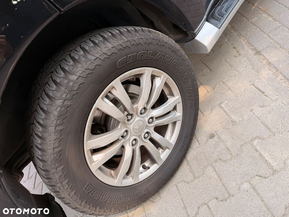 Mitsubishi Pajero 3.2 DID Instyle EU6 - 18
