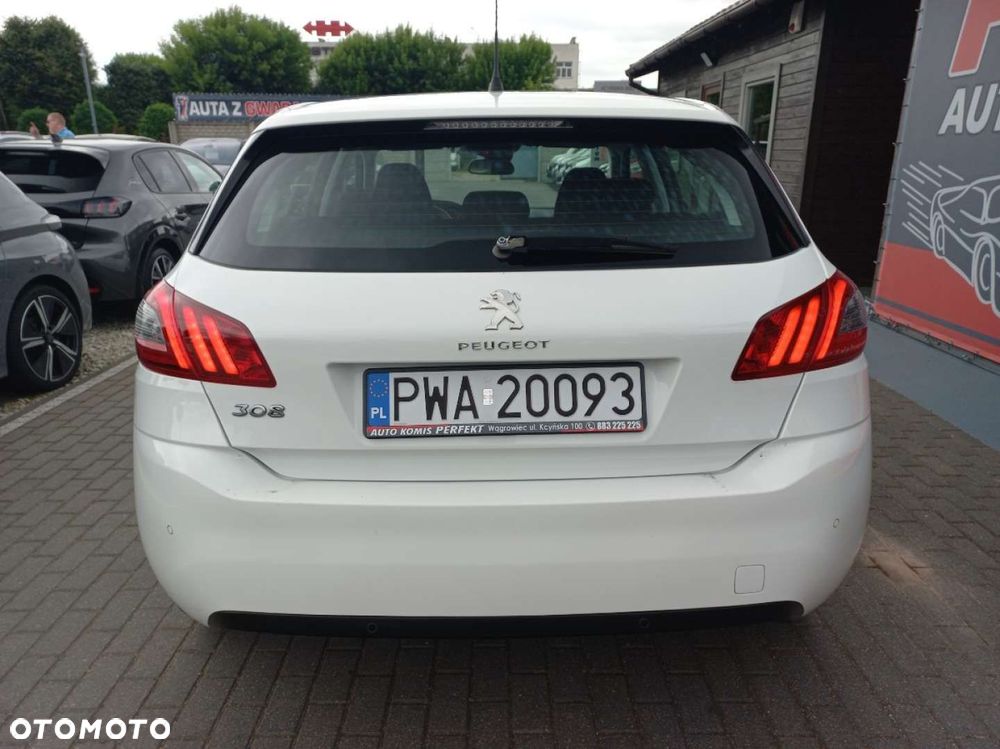 Peugeot 308 - 7