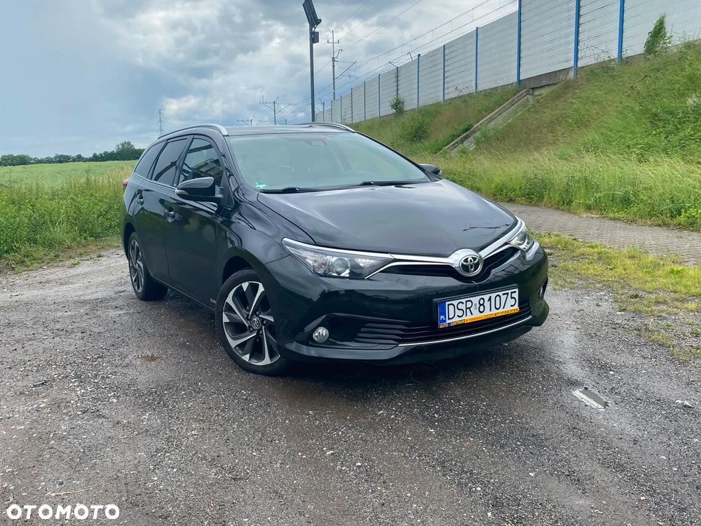 Toyota Auris 1.2 Turbo Edition S+ - 1