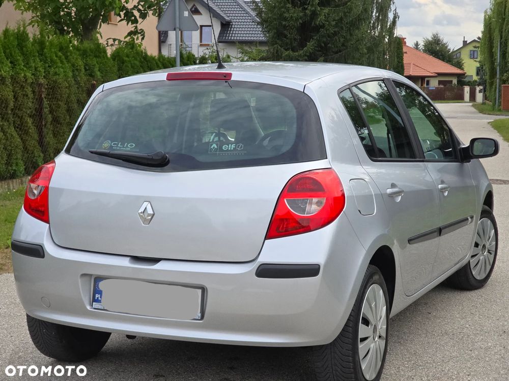 Renault Clio - 3