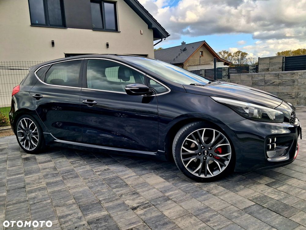 Kia Ceed 1.6 T-GDI GT - 11