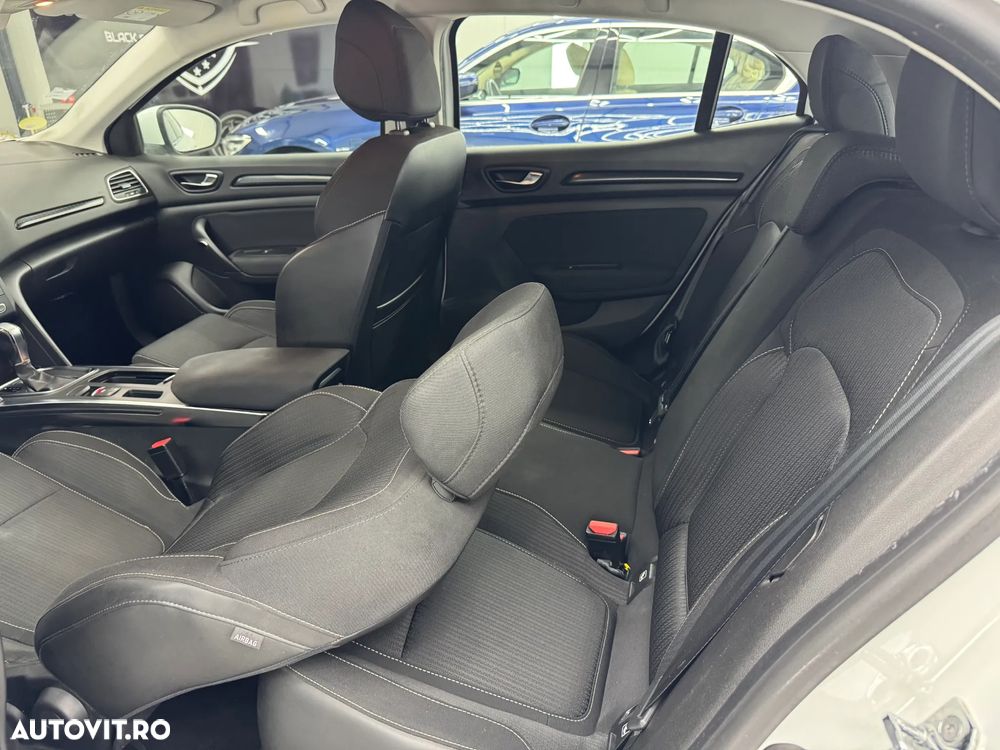 Renault Megane ENERGY dCi 110 EDC BUSINESS - 17