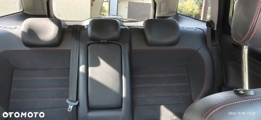 Ford Mondeo - 10