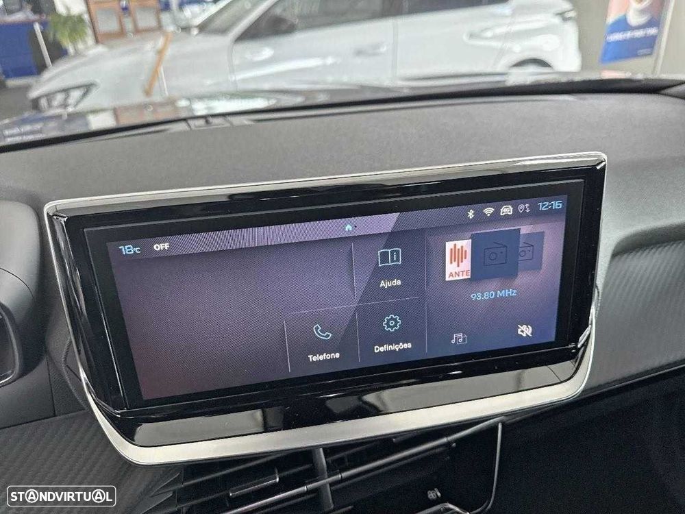 Peugeot 2008 1.2 PureTech Allure - 16