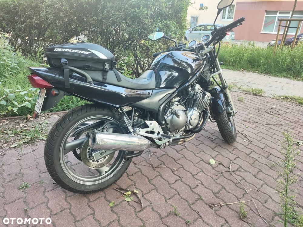 Yamaha XJ - 3