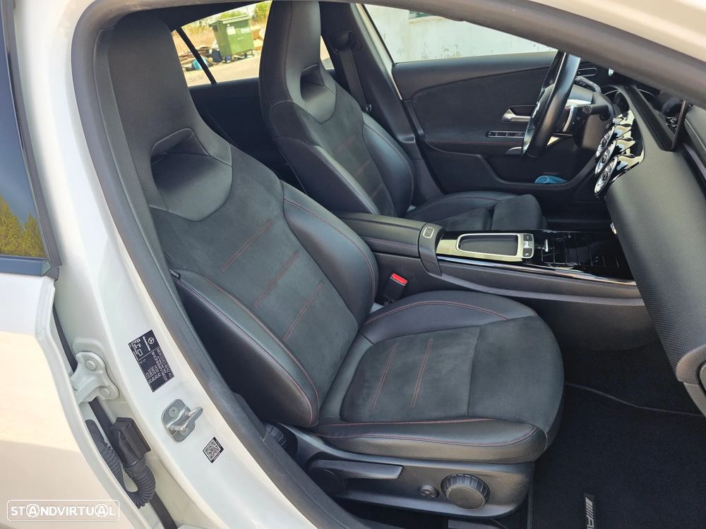 Mercedes-Benz A 200 AMG Line Aut. - 40