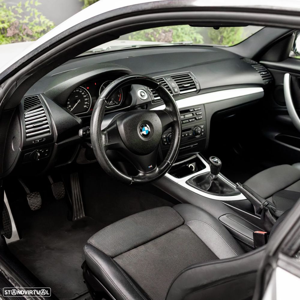 BMW 120 d Coupe Limited Edition Lifestyle c/ M Sport Pack - 7